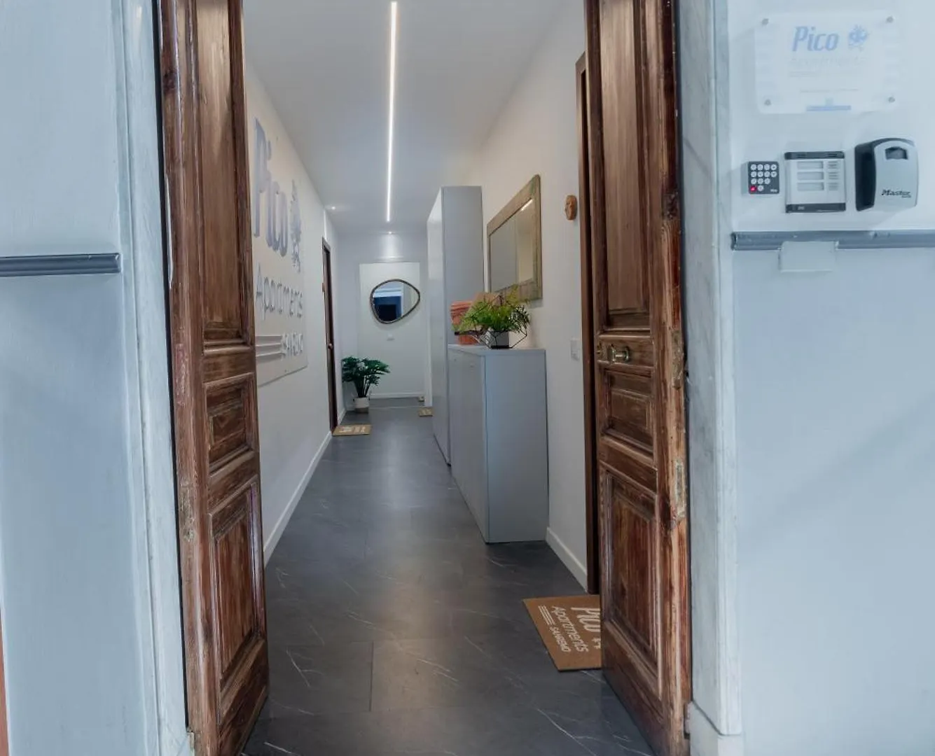 Pico Apartment 52 Sanremo 0*,